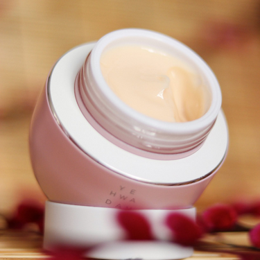 THE FACE SHOP Yehwadam Plum Flower Revitalizing Cream 50ml