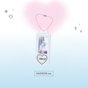 [PRE-ORDER] NMIXX - Acrylic Miniature Keyring [Heavy Serenade POP-UP Official MD]