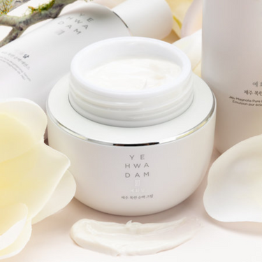 THE FACE SHOP Yehwadam Jeju Magnolia Pure Brightening Cream 50ml